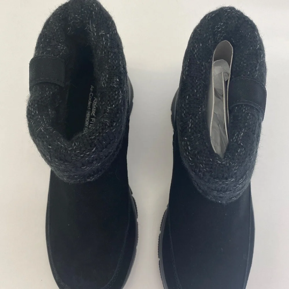 NWT Skechers - Memory Foam Boot - Water Repellent - Women's Size 7 (Free Gift!) - Picture 3 of 11